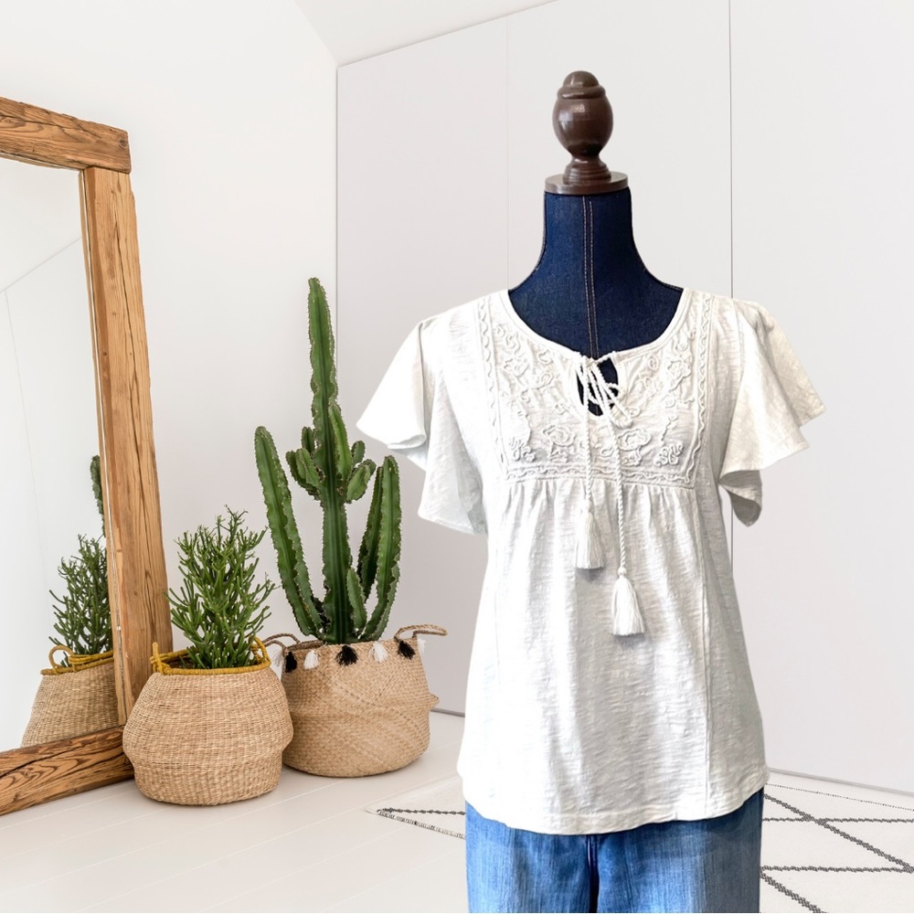 Rock & Indigo Ruffle Embroidered Tassel Blouse